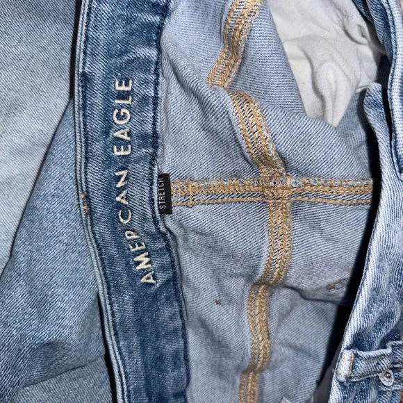 American Eagle Outfitters Blue Boyfriend Jeans Distressed - Picture 2 of 4